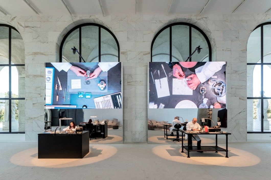 13_Fendi Timepieces 2019 Watches Presentation at PDCI_Setting_artisans room